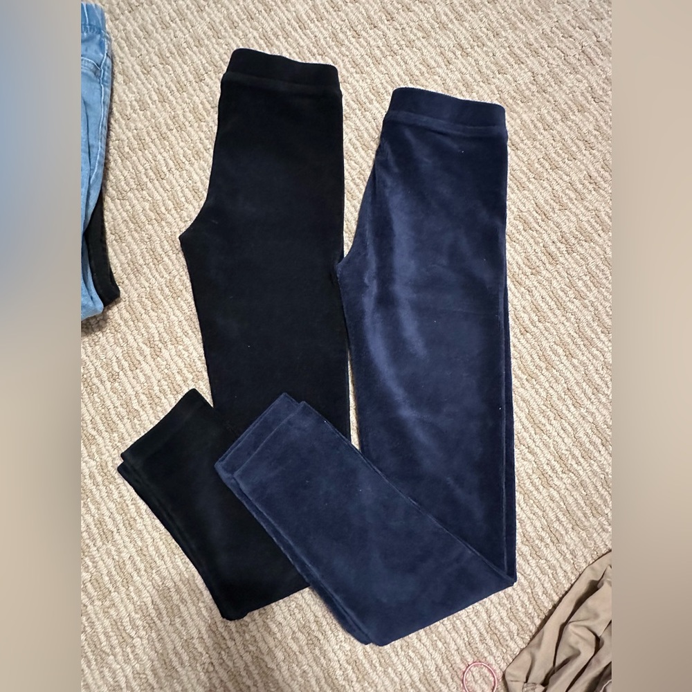 Jcrew 2 Pack of Girls' stretch cozy cord leggings. Black and dark blue.